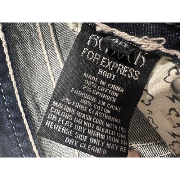 NWT Be Rock for Express Low Rise Boot Cut Jeans Fading Embellished Size 4 JL - Picture 8 of 9